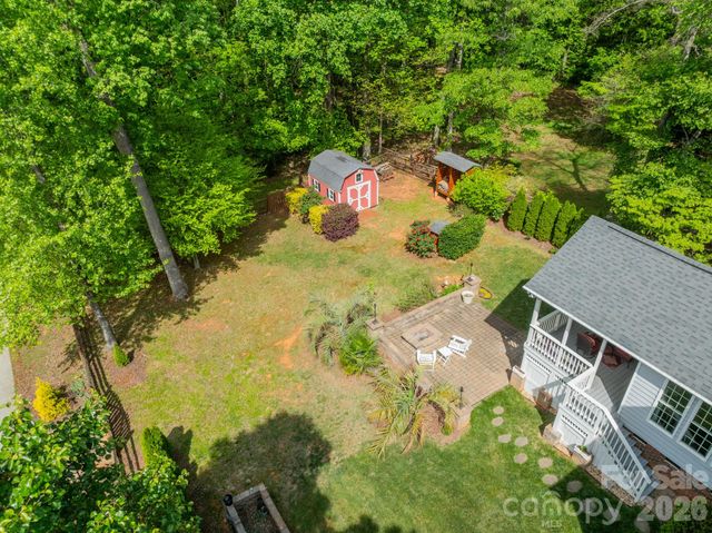 5619 Linda Vista Lane, Charlotte, NC 28216