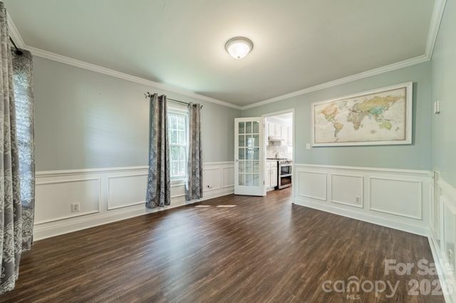 5619 Linda Vista Lane, Charlotte, NC 28216