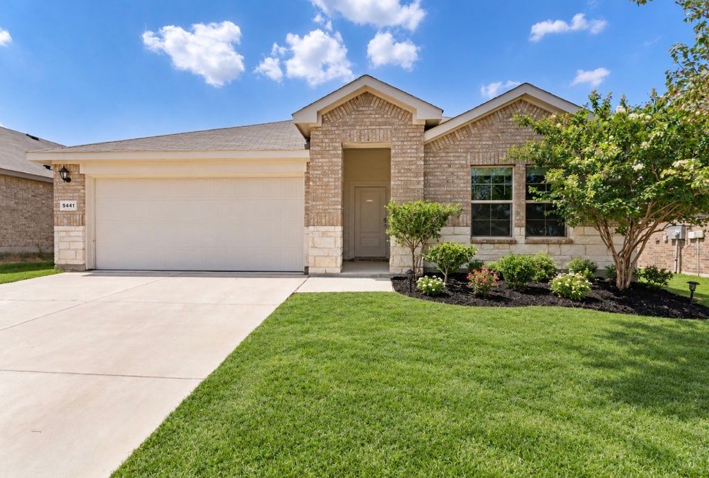 9441 Firedog Drive, Fort Worth, TX 76131 — exterior