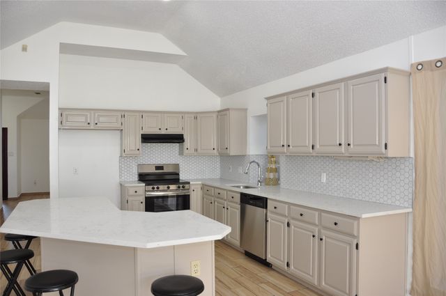 7413 Eastern Drive, Fort Worth, TX 76120