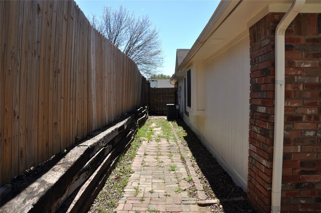 7413 Eastern Drive, Fort Worth, TX 76120