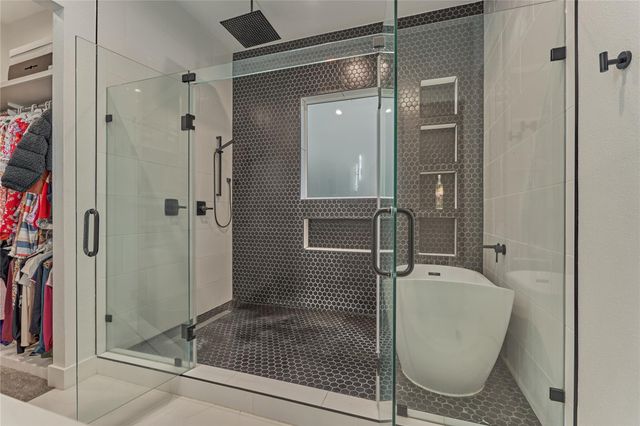 346 Camden Hills W, Montgomery, TX 77356