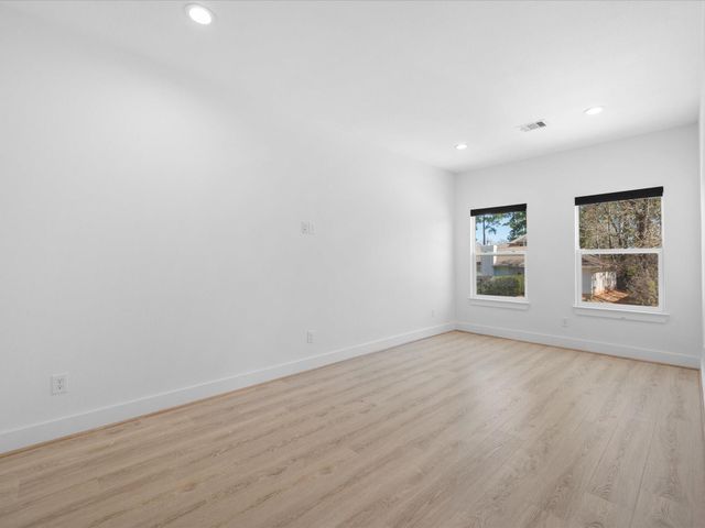 346 Camden Hills W, Montgomery, TX 77356