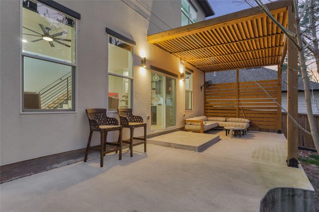 346 Camden Hills W, Montgomery, TX 77356