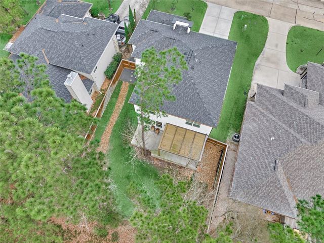 346 Camden Hills W, Montgomery, TX 77356