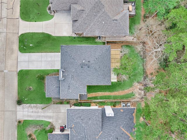 346 Camden Hills W, Montgomery, TX 77356