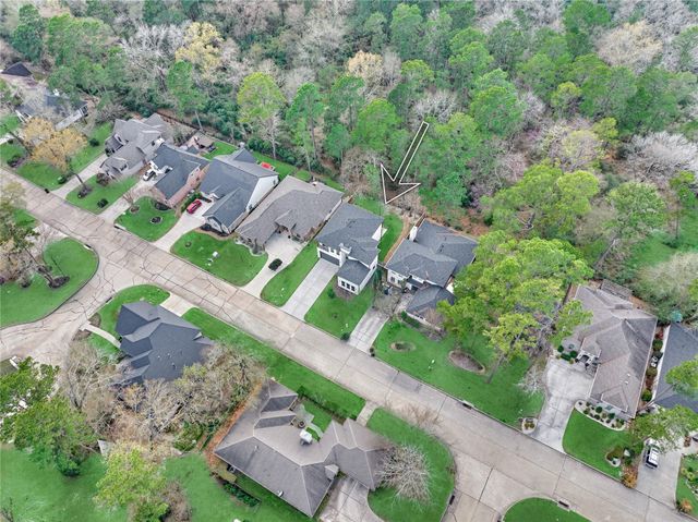 346 Camden Hills W, Montgomery, TX 77356