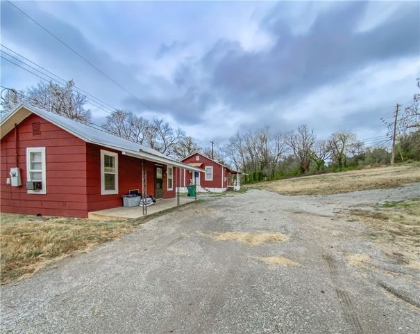 362 Fallen Ash Road, Yellville, AR 72687