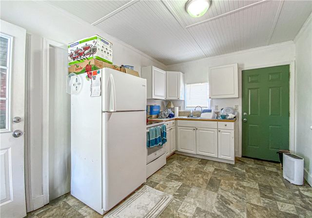 362 Fallen Ash Road, Yellville, AR 72687