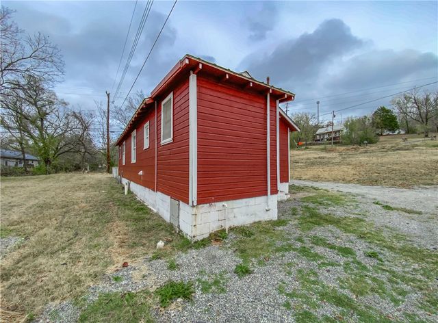 362 Fallen Ash Road, Yellville, AR 72687
