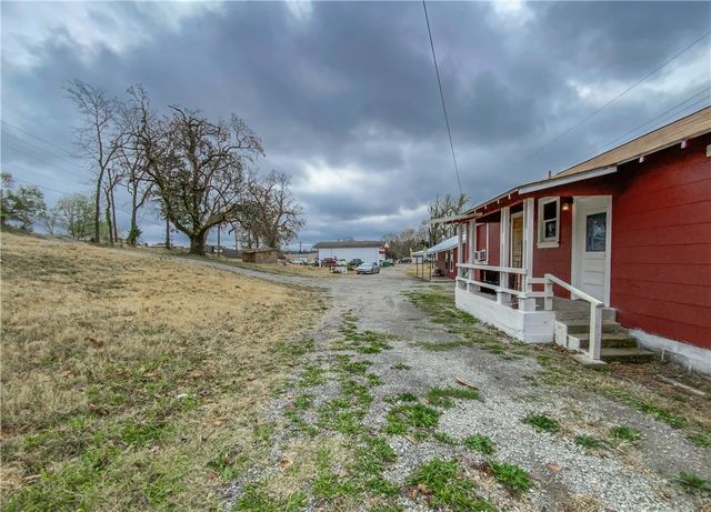 362 Fallen Ash Road, Yellville, AR 72687