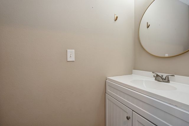 306 W Madison Place, Indianola, IA 50125