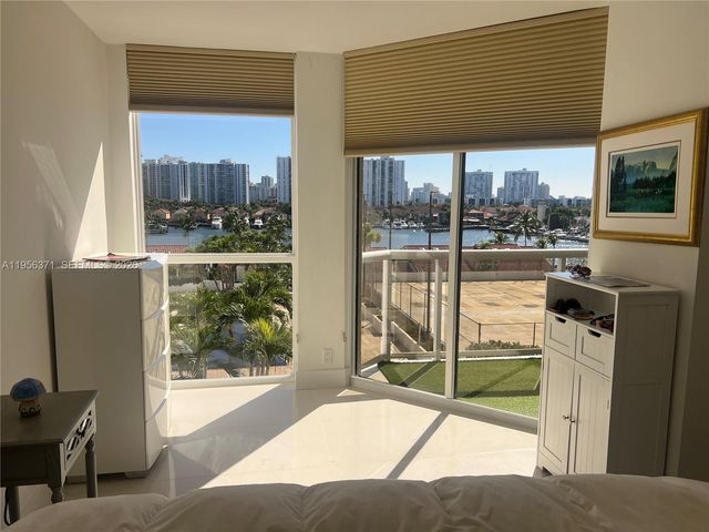 3640 Yacht Club Dr 609, Aventura, FL 33180