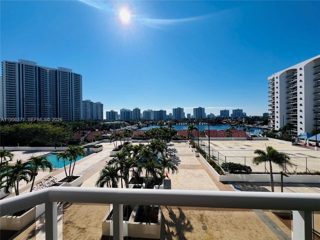 3640 Yacht Club Dr 609, Aventura, FL 33180