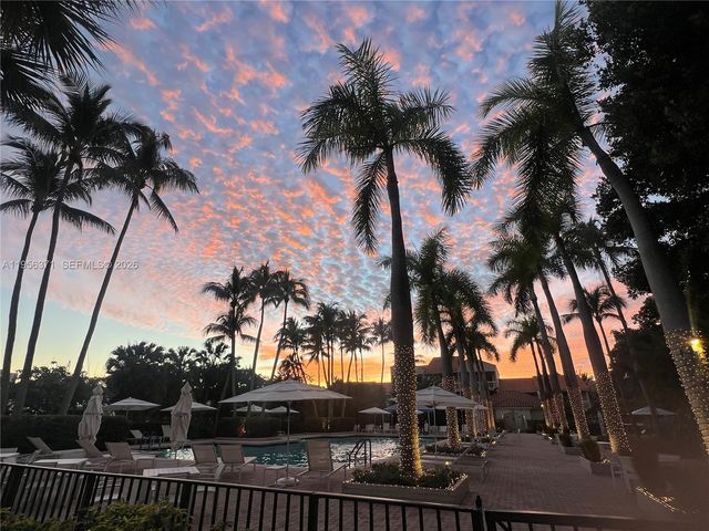 3640 Yacht Club Dr 609, Aventura, FL 33180