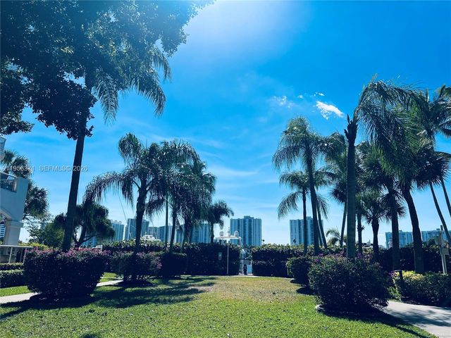 3640 Yacht Club Dr 609, Aventura, FL 33180