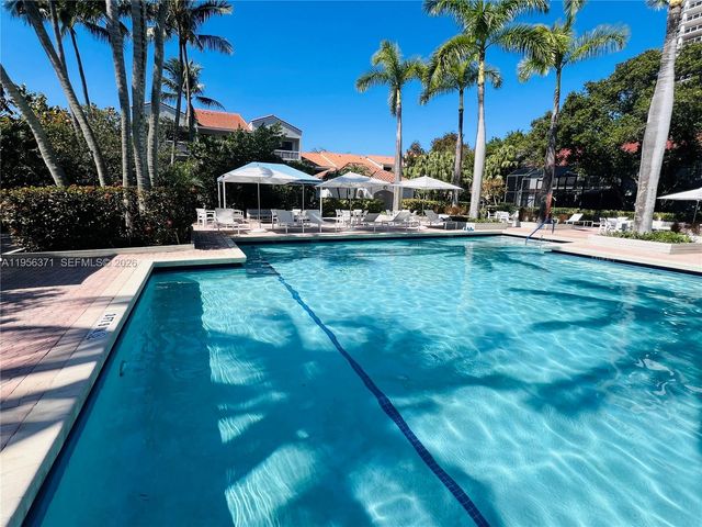 3640 Yacht Club Dr 609, Aventura, FL 33180