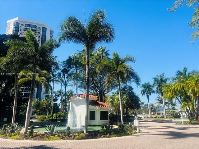 3640 Yacht Club Dr 609, Aventura, FL 33180