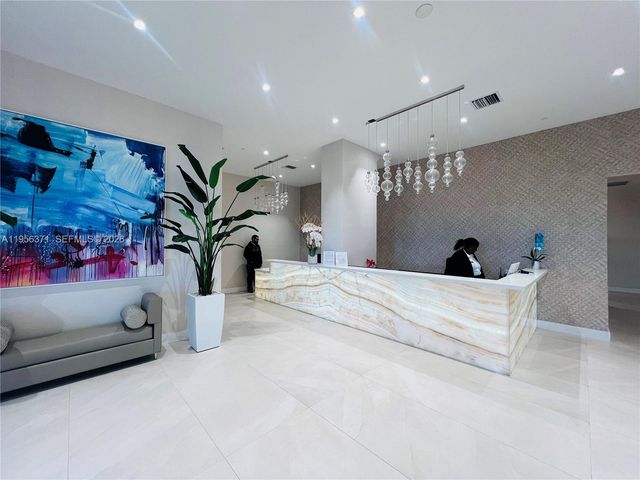 3640 Yacht Club Dr 609, Aventura, FL 33180