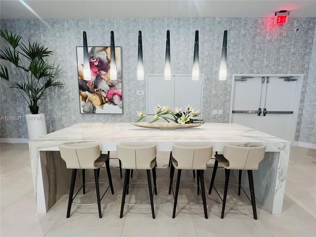 3640 Yacht Club Dr 609, Aventura, FL 33180