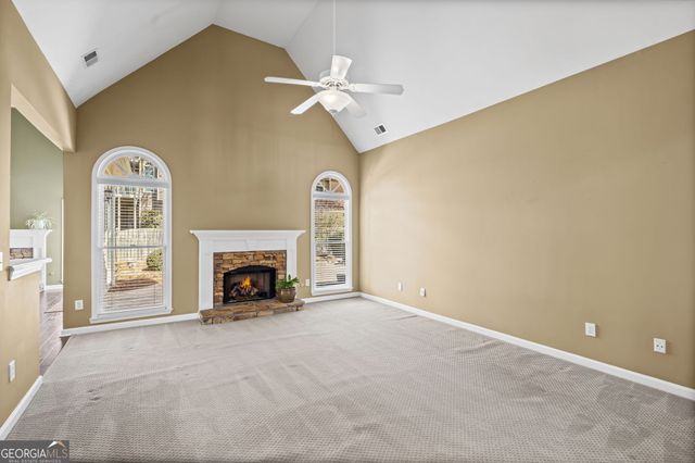 1233 Parkview Lane NW, Kennesaw, GA 30152