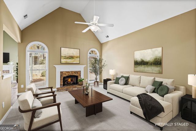 1233 Parkview Lane NW, Kennesaw, GA 30152