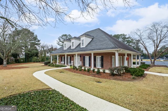 1233 Parkview Lane NW, Kennesaw, GA 30152