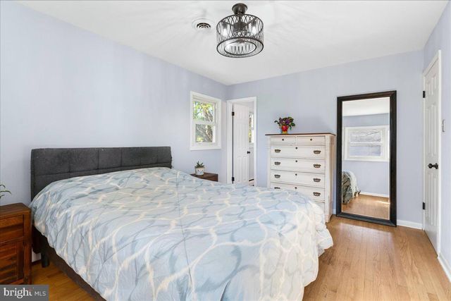 33 FOX ROCK DR, Myersville, MD 21773