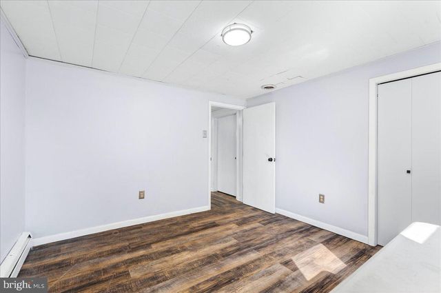 33 FOX ROCK DR, Myersville, MD 21773