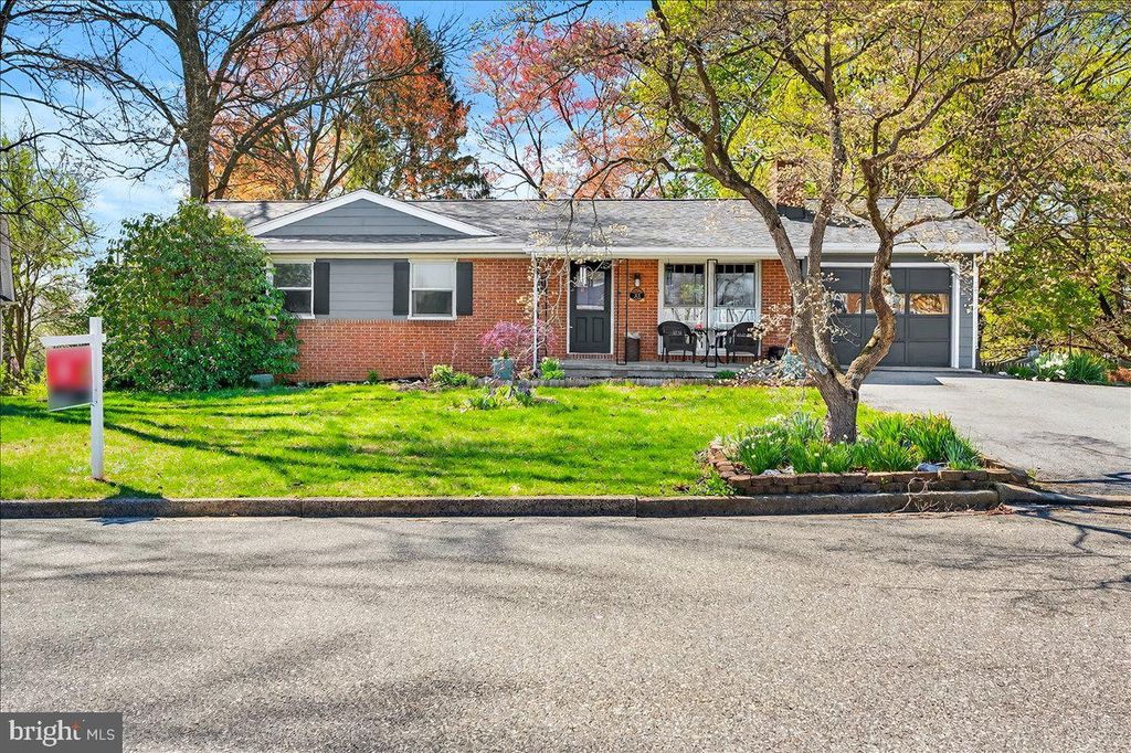 33 FOX ROCK DR, Myersville, MD 21773