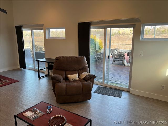 6711 Bobbie Little Drive, Kingston, OK 73439