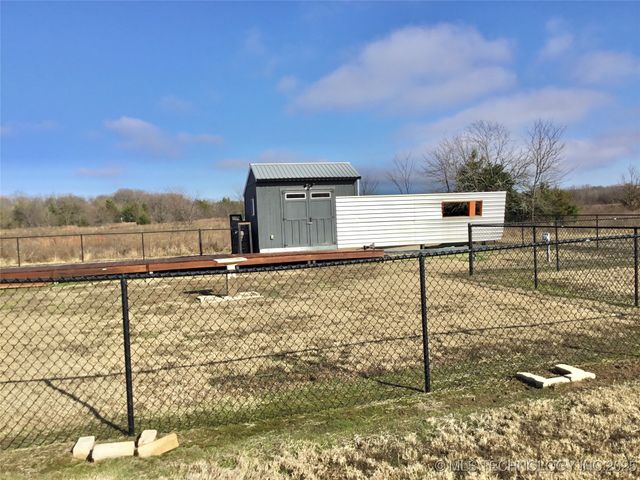 6711 Bobbie Little Drive, Kingston, OK 73439