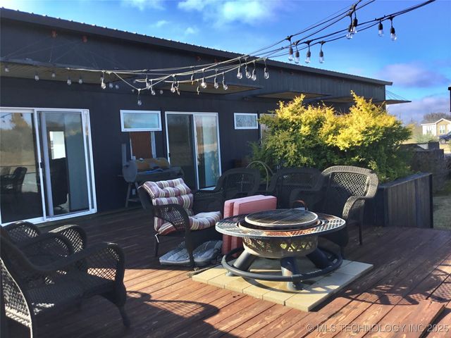 6711 Bobbie Little Drive, Kingston, OK 73439