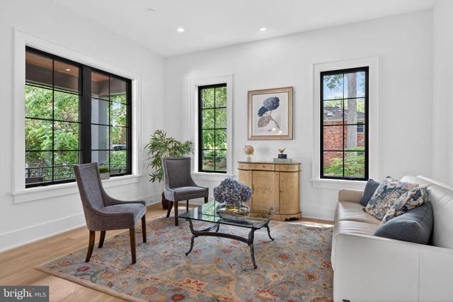6210 DAHLONEGA RD, Bethesda, MD 20816