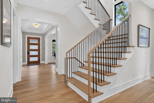 6210 DAHLONEGA RD, Bethesda, MD 20816