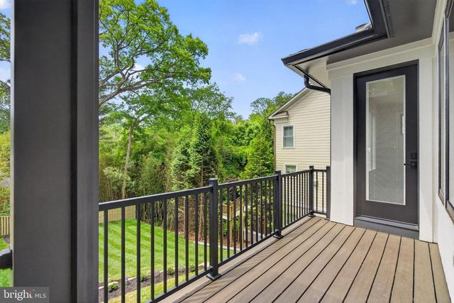 6210 DAHLONEGA RD, Bethesda, MD 20816