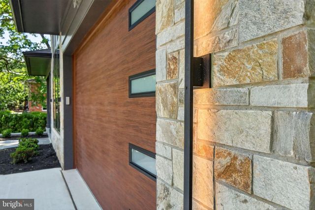 6210 DAHLONEGA RD, Bethesda, MD 20816