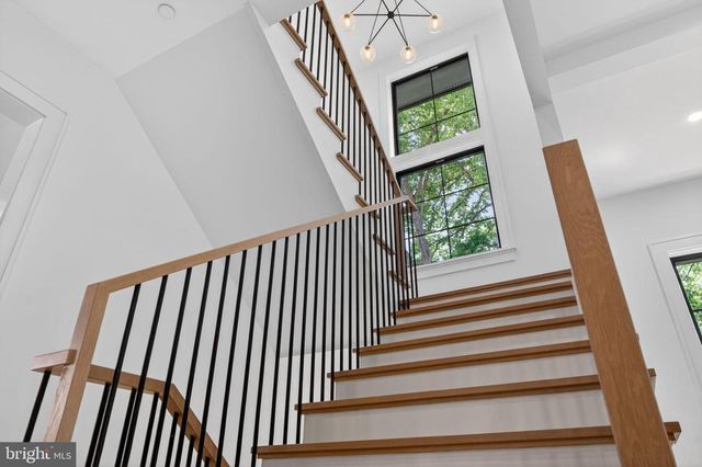 6210 DAHLONEGA RD, Bethesda, MD 20816