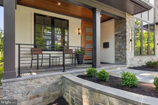 6210 DAHLONEGA RD, Bethesda, MD 20816