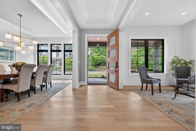 6210 DAHLONEGA RD, Bethesda, MD 20816