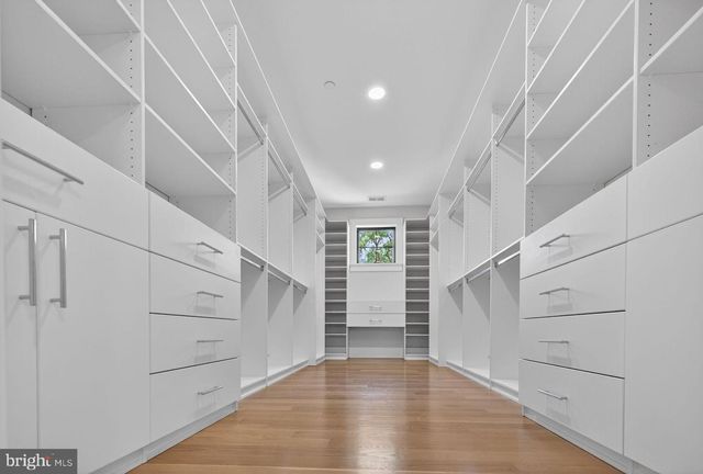 6210 DAHLONEGA RD, Bethesda, MD 20816