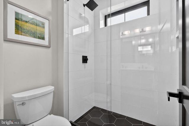 6210 DAHLONEGA RD, Bethesda, MD 20816