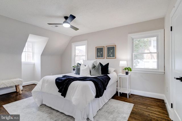 605 WALNUT AVE, Baltimore, MD 21229