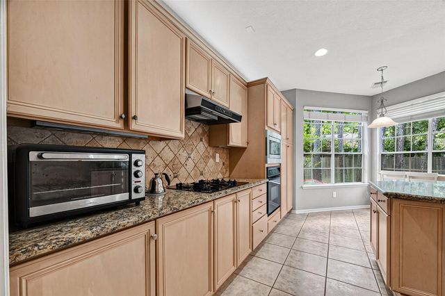 150 Wisteria Walk Circle, The Woodlands, TX 77381