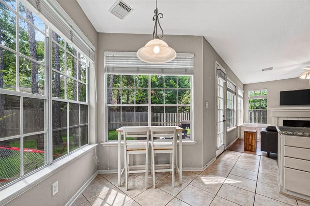 150 Wisteria Walk Circle, The Woodlands, TX 77381