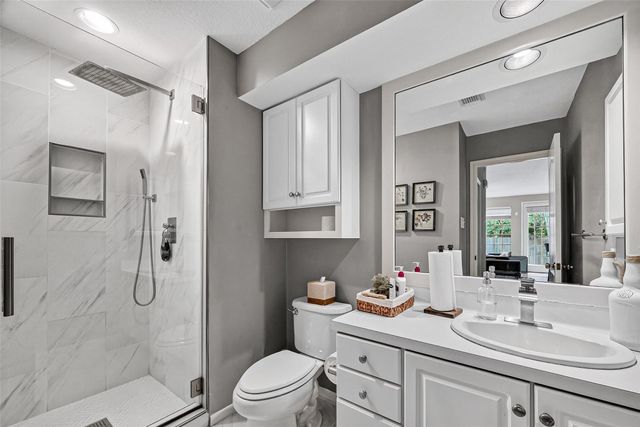 150 Wisteria Walk Circle, The Woodlands, TX 77381