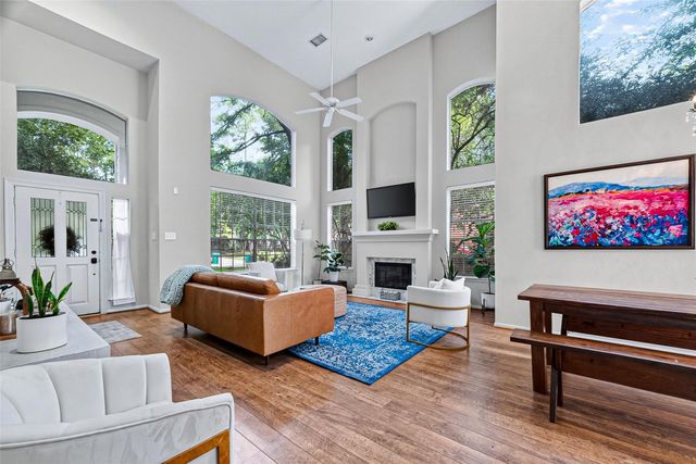 150 Wisteria Walk Circle, The Woodlands, TX 77381