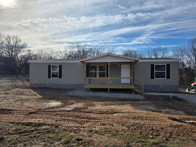 411 S Myrtle Street, Conway, MO 65632