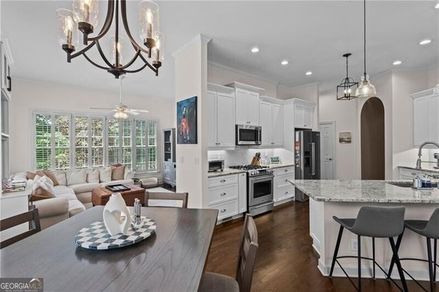 425 Abbeywood Drive, Roswell, GA 30075
