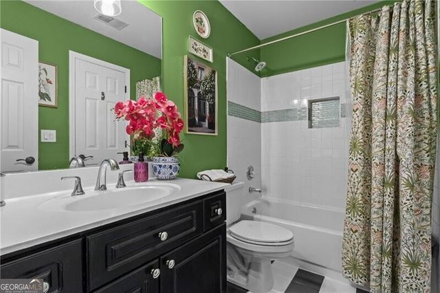 425 Abbeywood Drive, Roswell, GA 30075